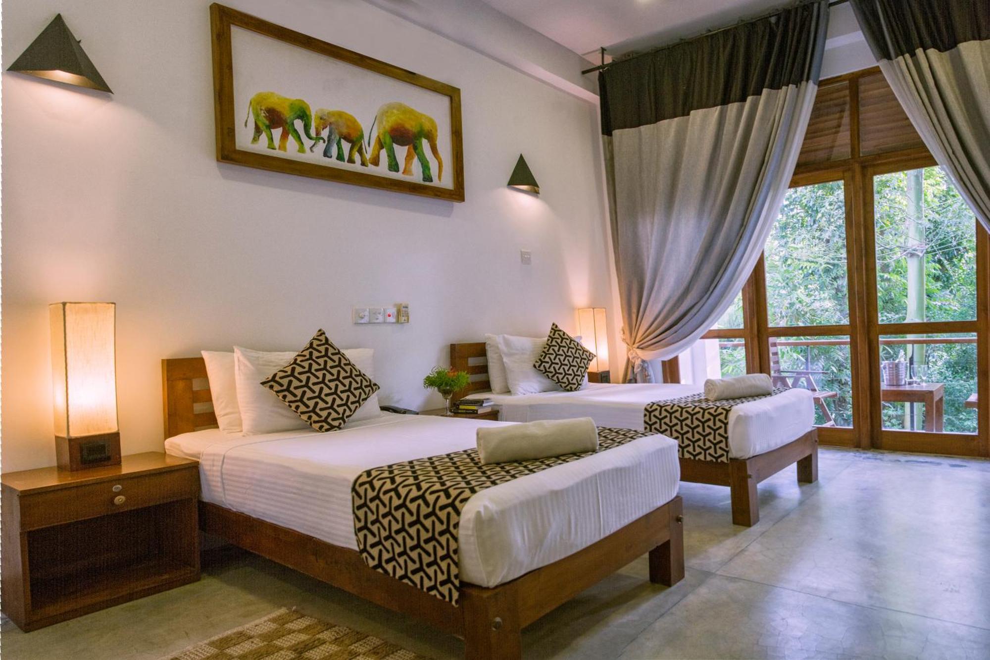 Hotel Athgira Udawalawe Exterior foto