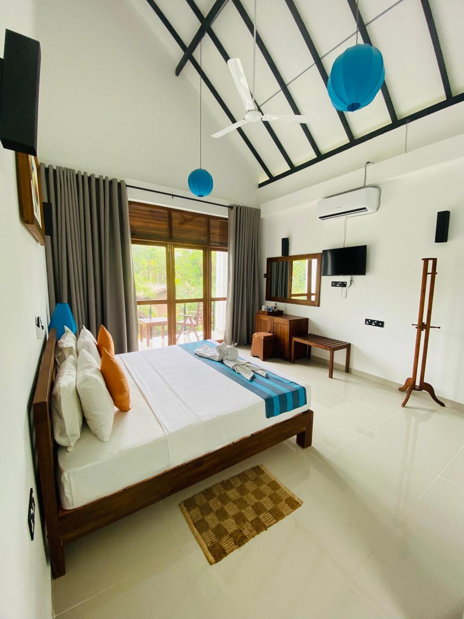 Hotel Athgira Udawalawe Exterior foto