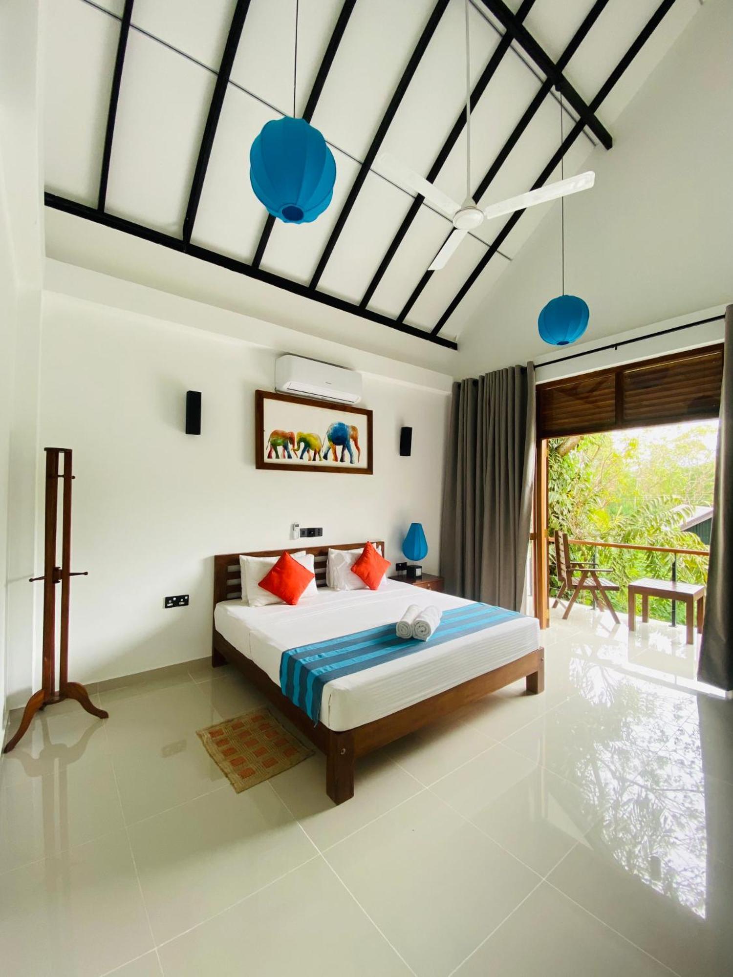 Hotel Athgira Udawalawe Exterior foto
