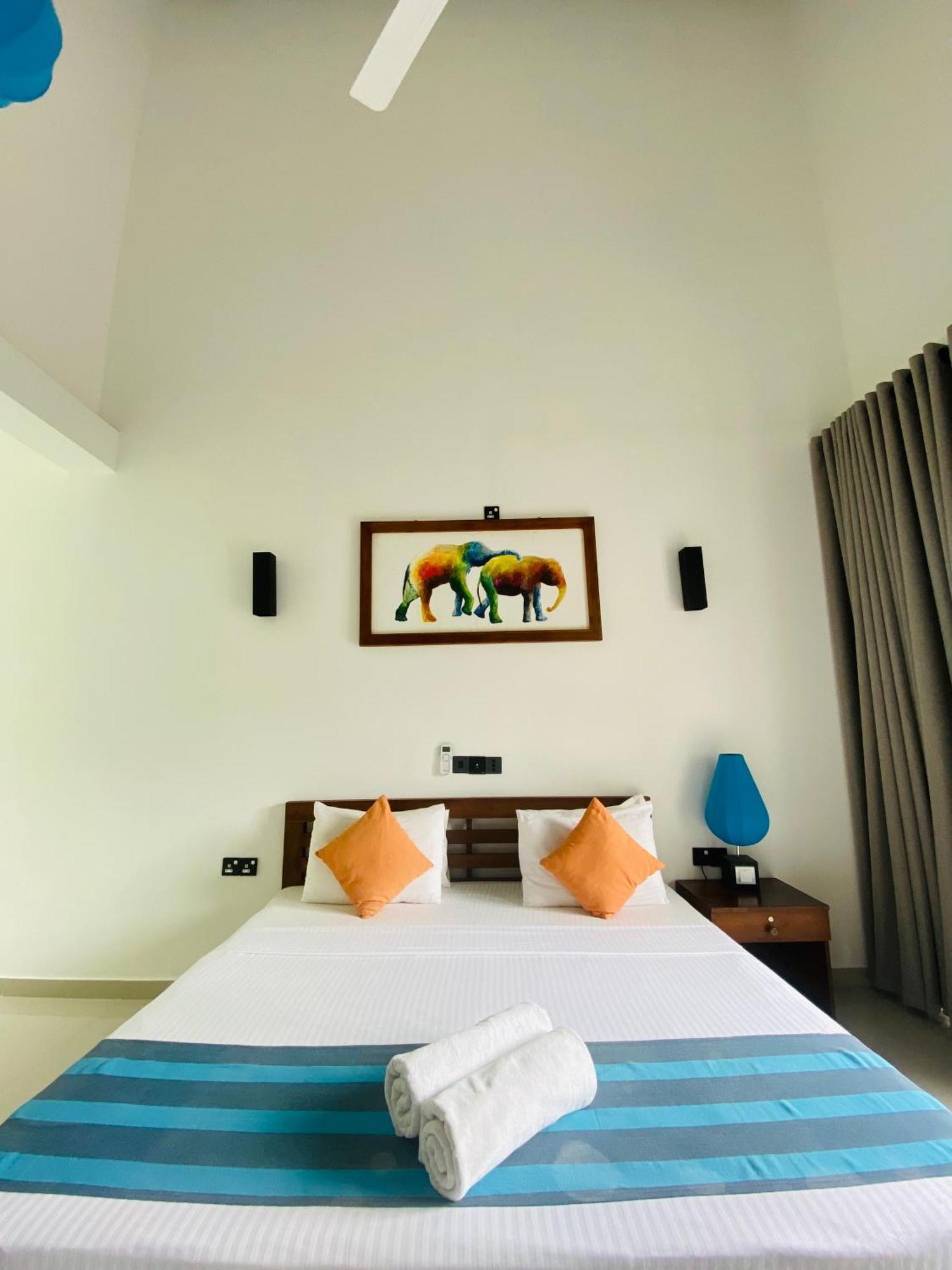 Hotel Athgira Udawalawe Exterior foto